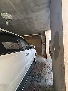 Satılır 6 otaqlı həyət evi 296 m²