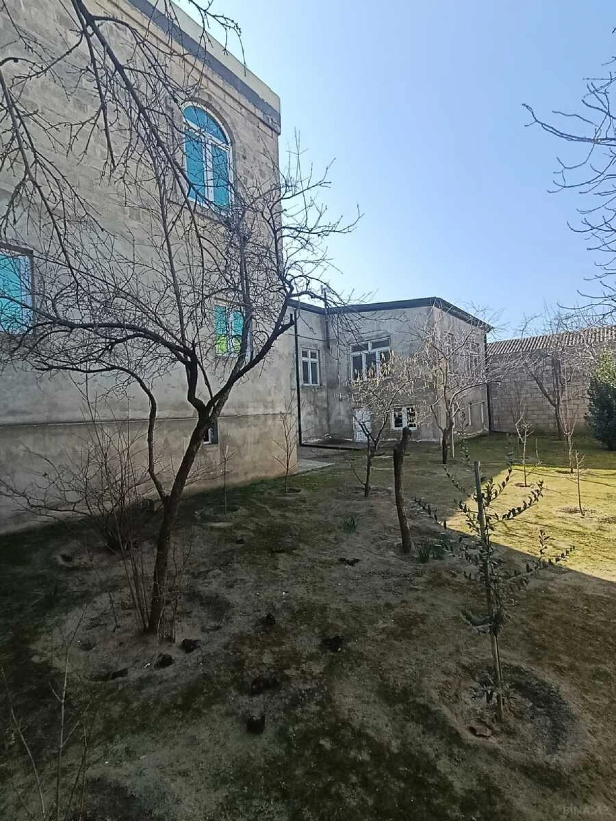 Satılır 6 otaqlı həyət evi 296 m²