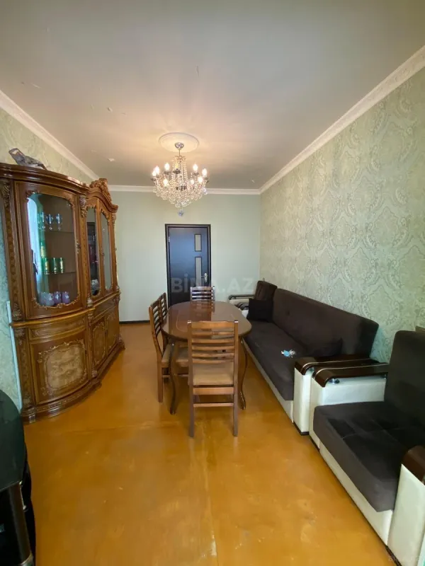 Satılır 2 otaqlı mənzil 60 m²