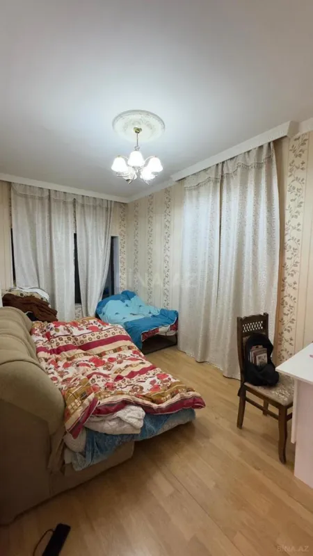 Satılır obyekt 500 m²