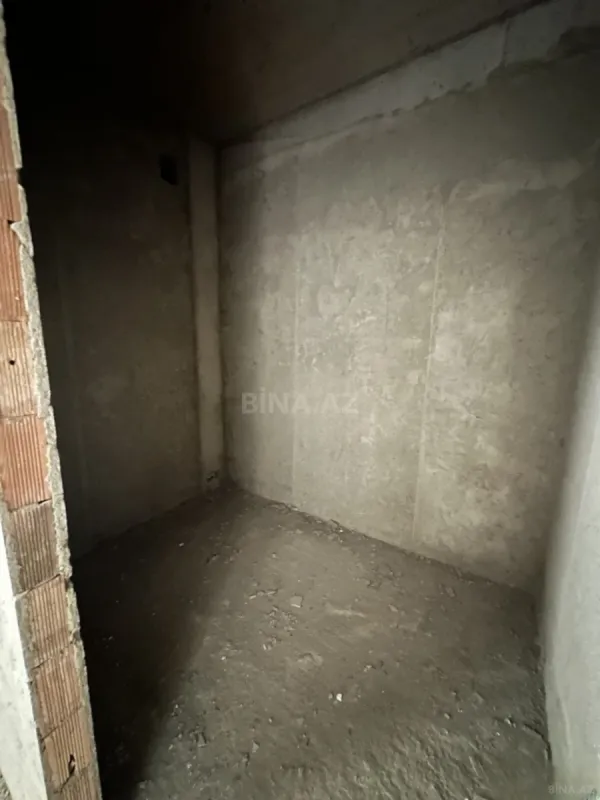 Satılır 2 otaqlı mənzil 76.5 m²