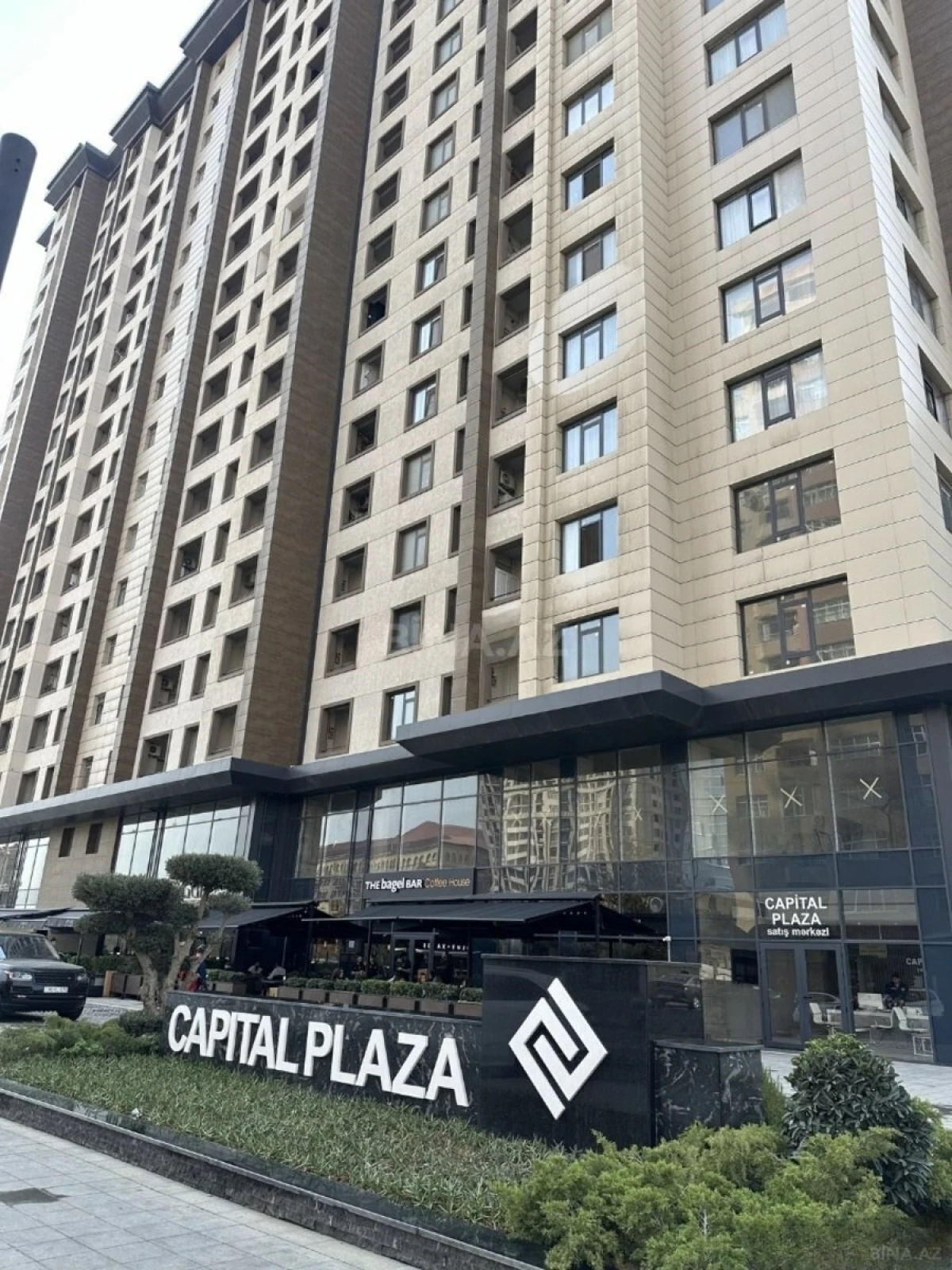 Satılır 2 otaqlı mənzil 76.5 m²