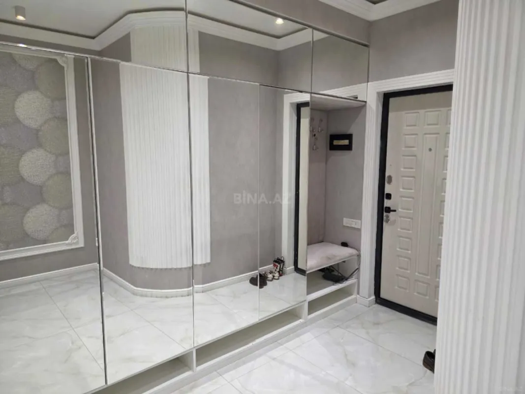 Kirayə verilir 3 otaqlı mənzil 105 m²