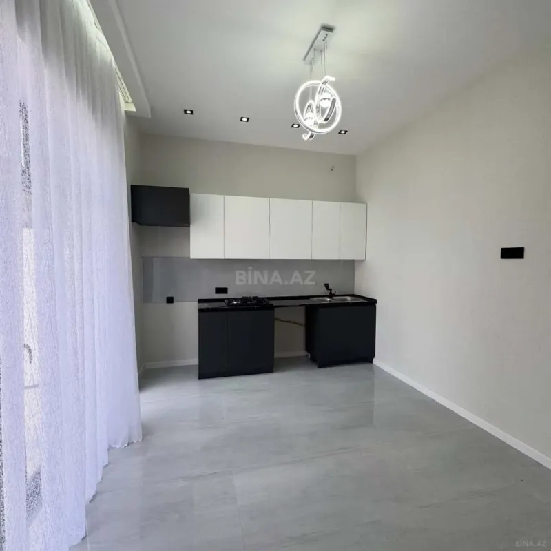 Satılır 4 otaqlı həyət evi 160 m²