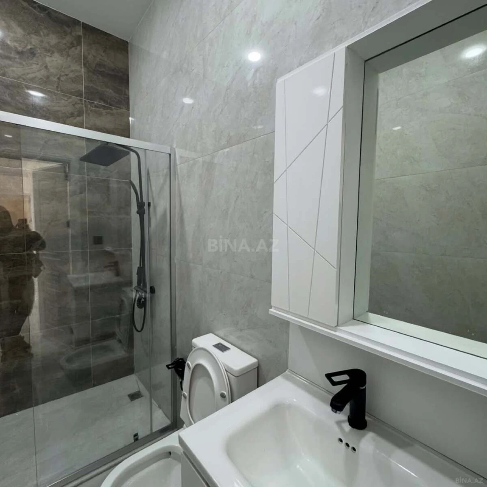Satılır 4 otaqlı həyət evi 160 m²