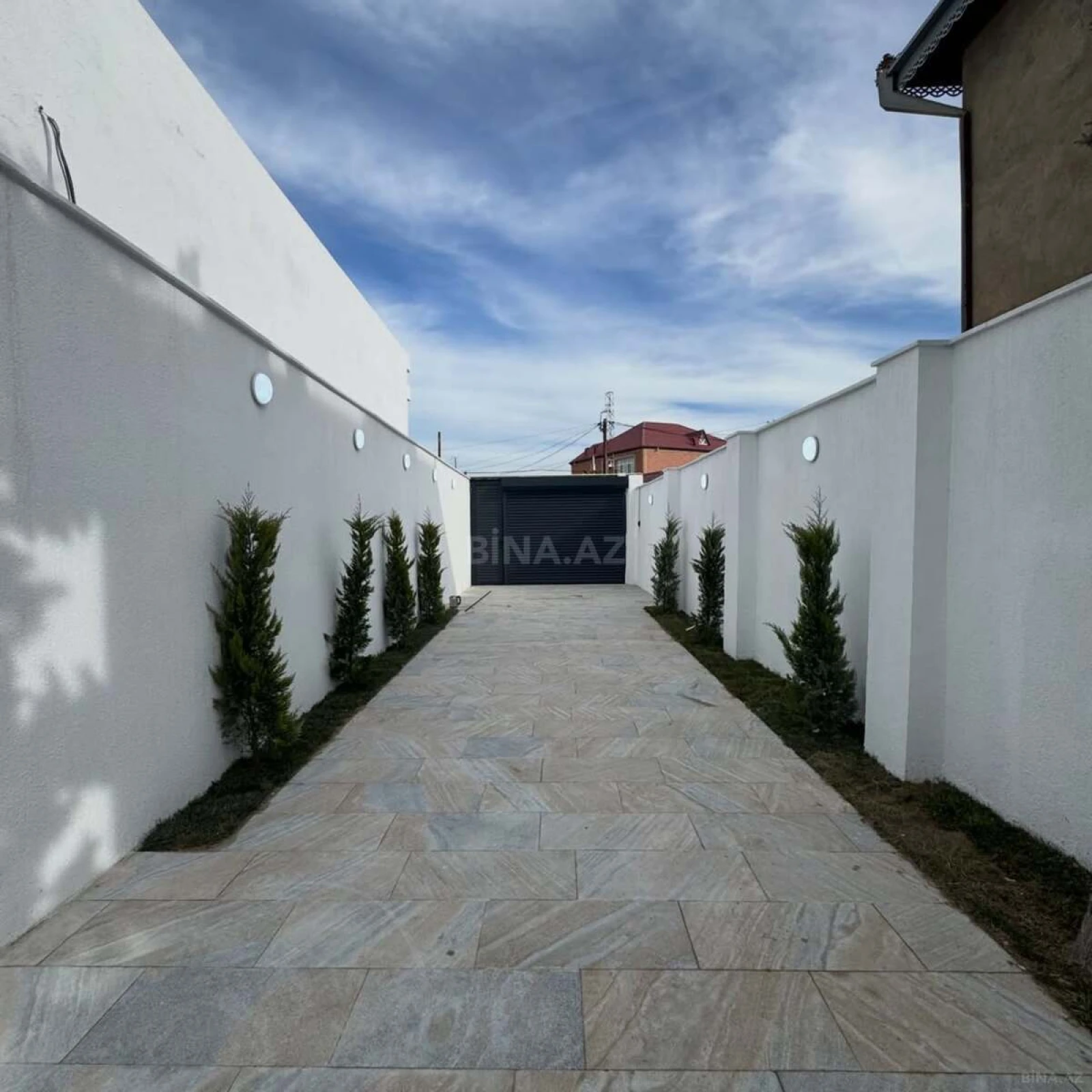 Satılır 4 otaqlı həyət evi 160 m²