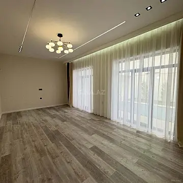 Satılır 4 otaqlı həyət evi 160 m²
