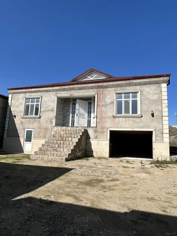 Satılır 4 otaqlı həyət evi 145 m²