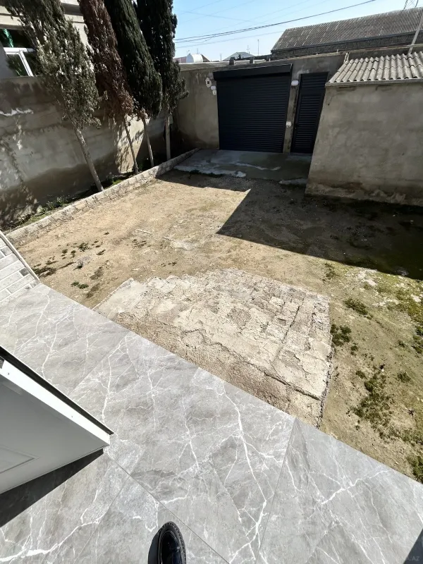 Satılır 4 otaqlı həyət evi 145 m²