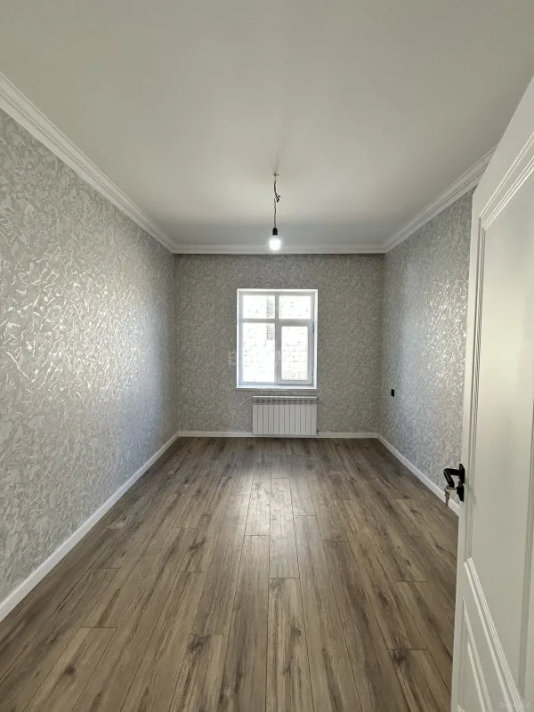 Satılır 4 otaqlı həyət evi 145 m²