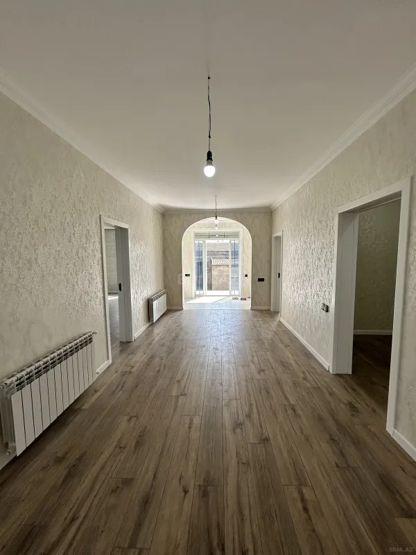 Satılır 4 otaqlı həyət evi 145 m²