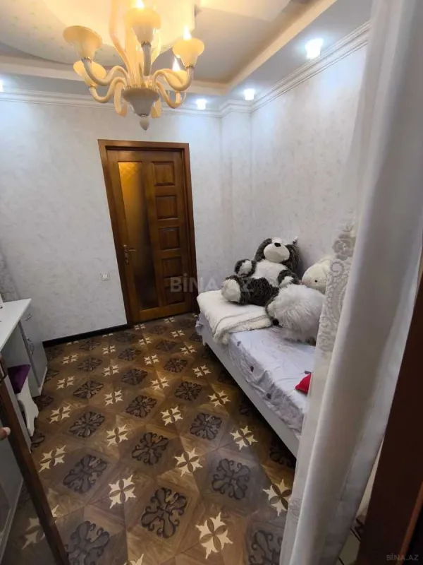 Kirayə verilir 4 otaqlı mənzil 110 m²