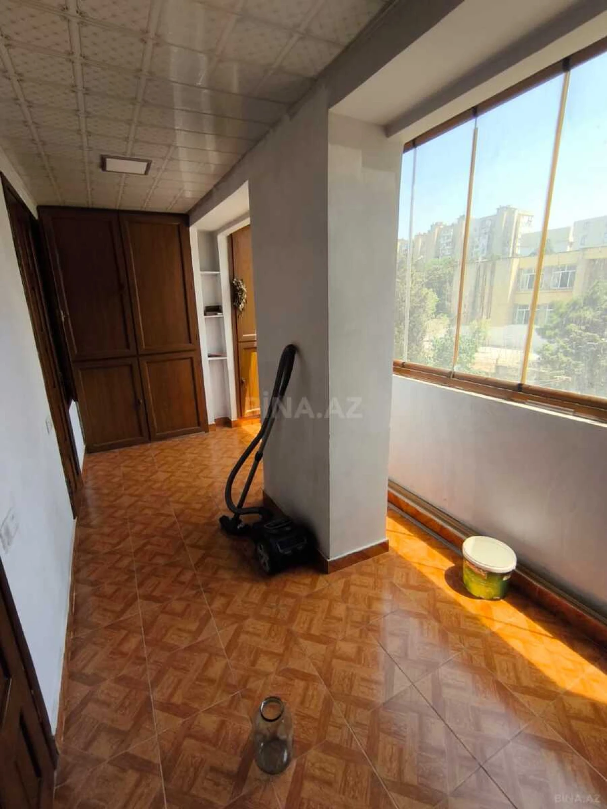 Kirayə verilir 4 otaqlı mənzil 110 m²