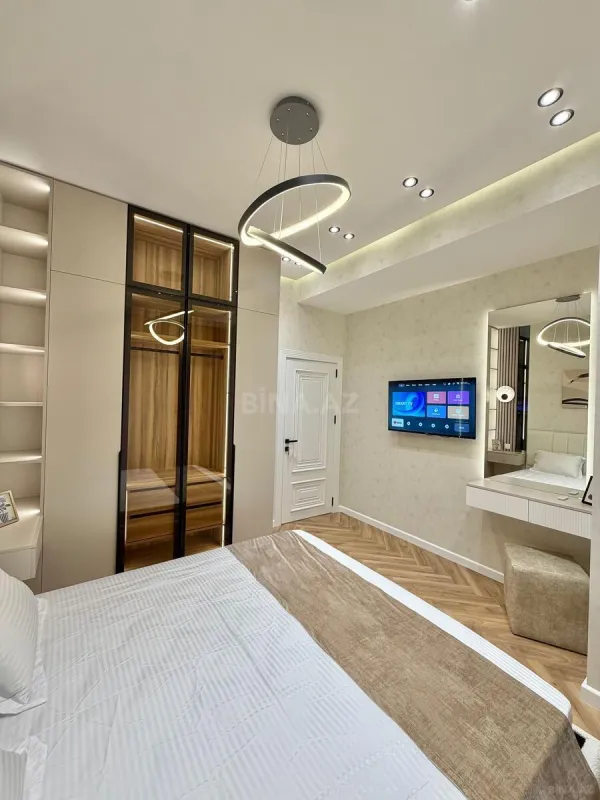 Satılır 2 otaqlı mənzil 65 m²