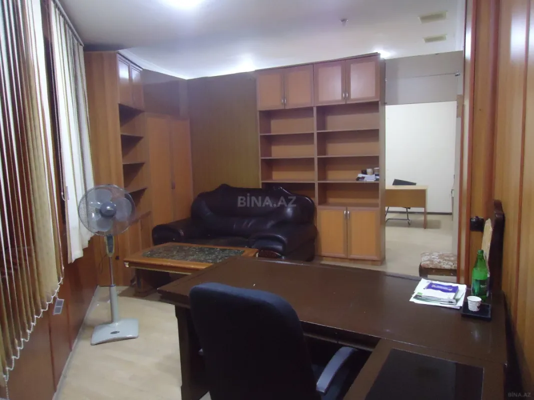 Kirayə verilir 2 otaqlı ofis 55 m²