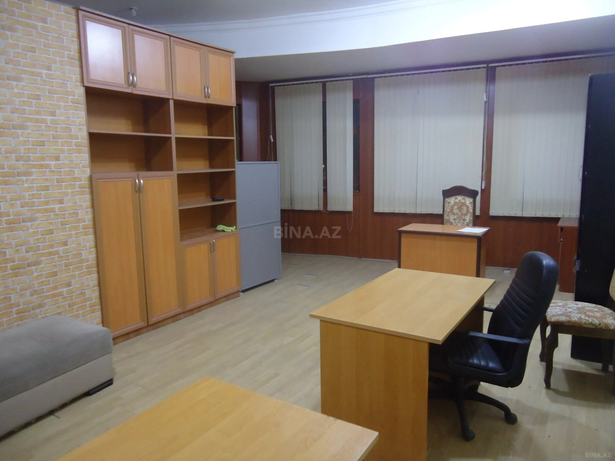 Kirayə verilir 2 otaqlı ofis 55 m²