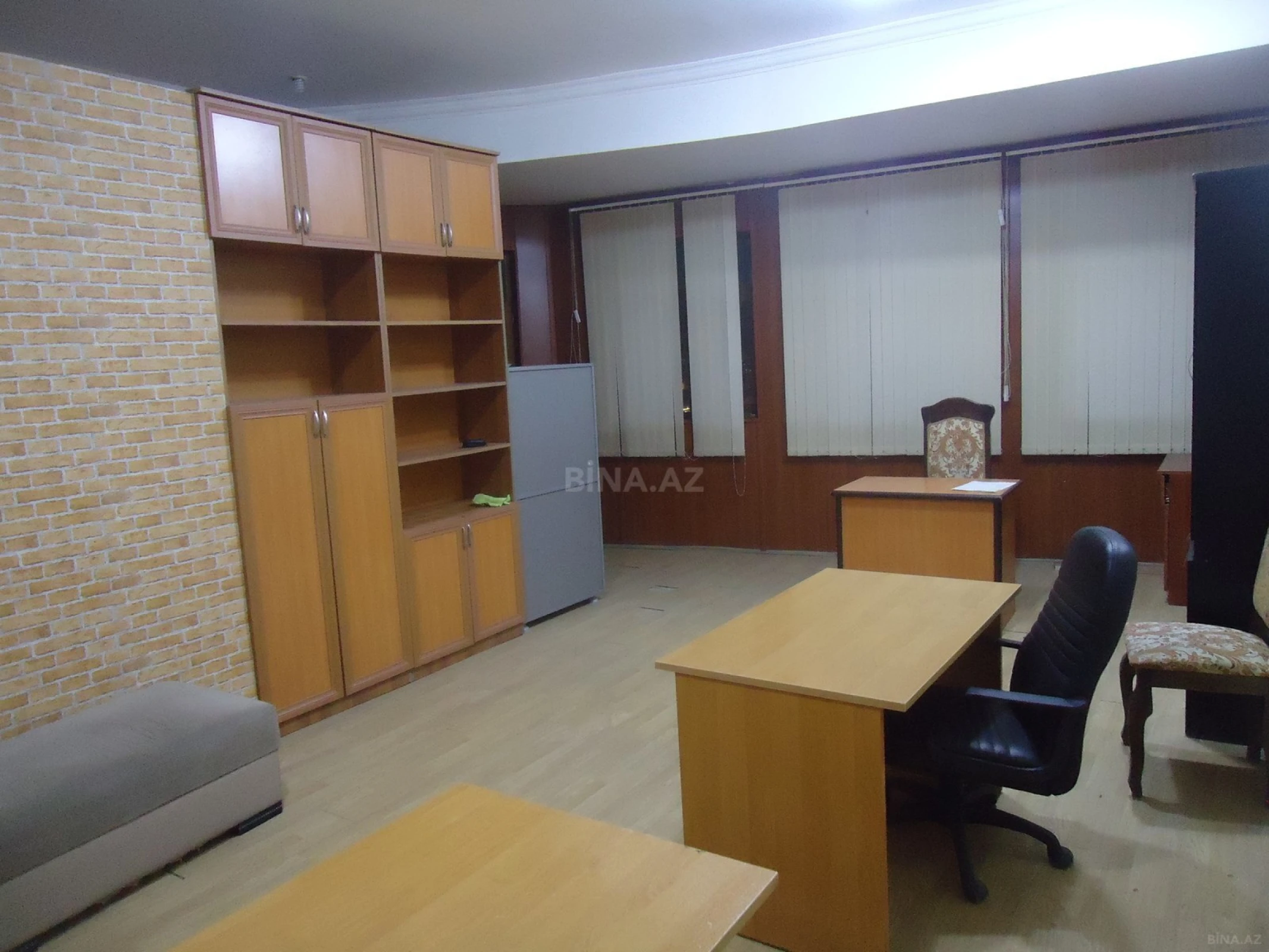 Kirayə verilir 2 otaqlı ofis 55 m²