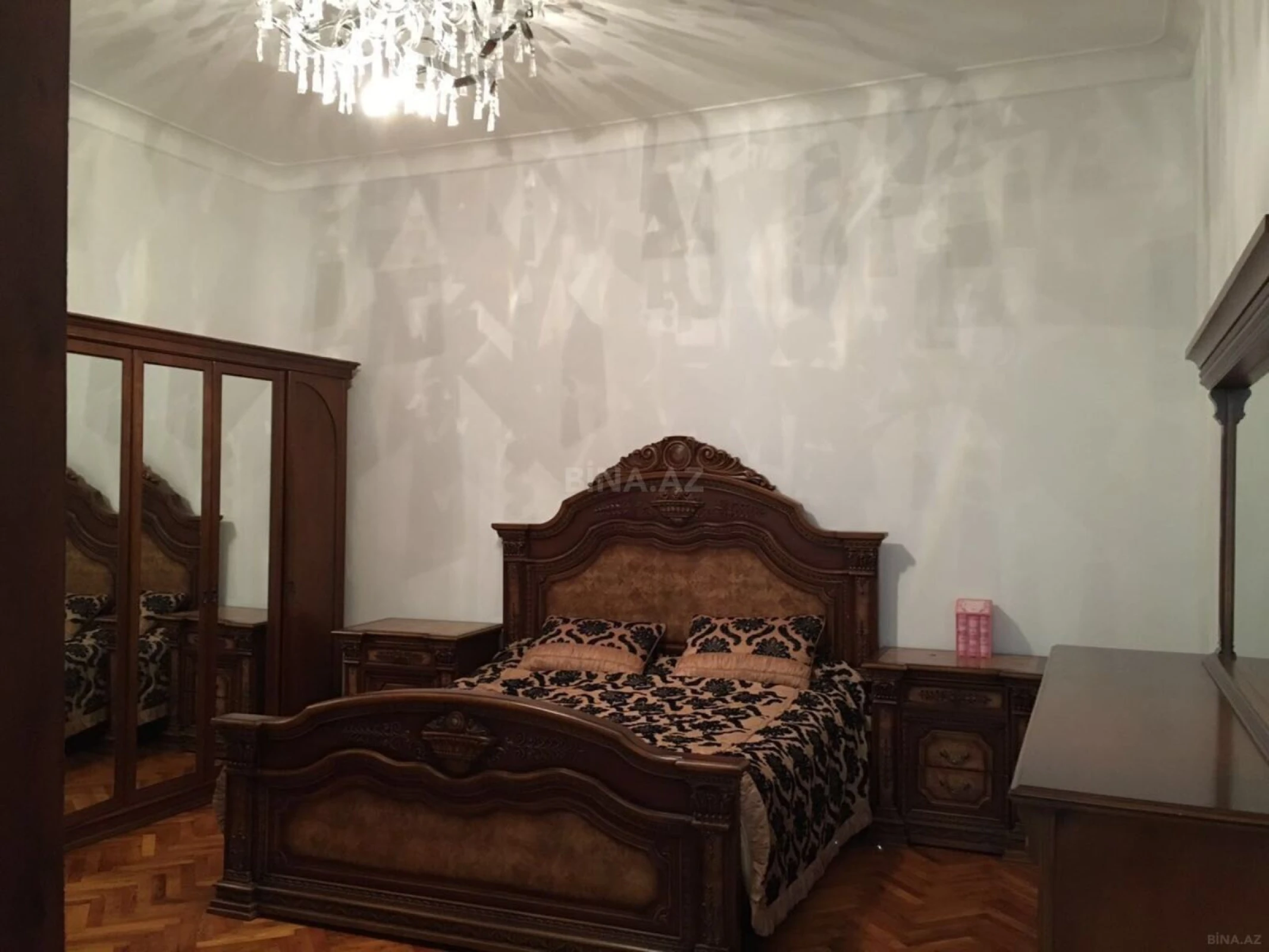 Kirayə verilir 4 otaqlı mənzil 100 m²