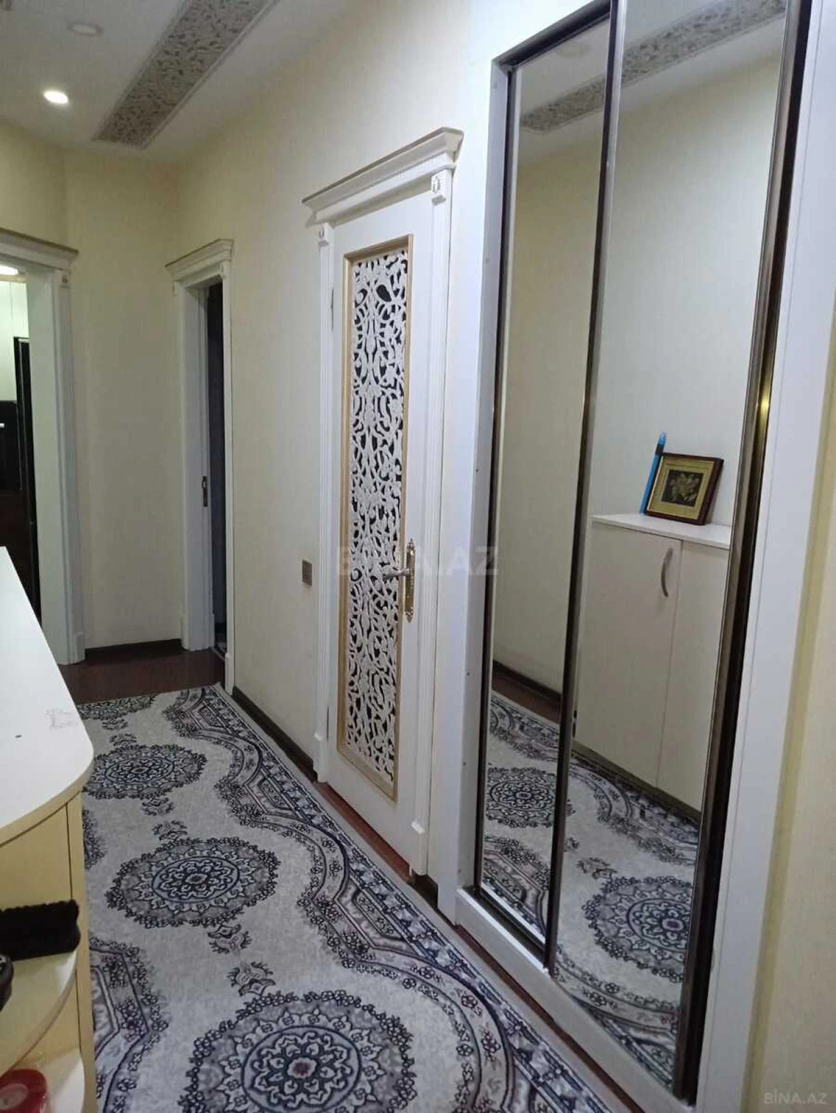 Satılır 3 otaqlı mənzil 105 m²