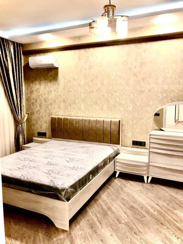 Kirayə verilir 3 otaqlı mənzil 100 m²