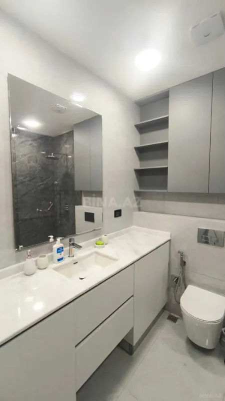 Satılır 3 otaqlı mənzil 91.9 m²