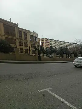 Satılır obyekt 20 m²