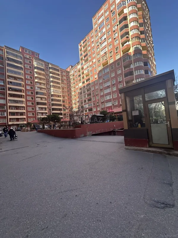Satılır 2 otaqlı mənzil 95 m²