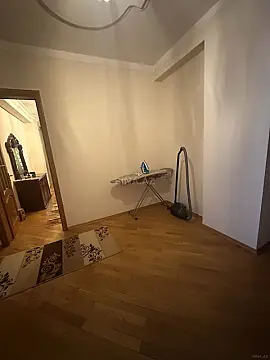 Satılır 2 otaqlı mənzil 95 m²