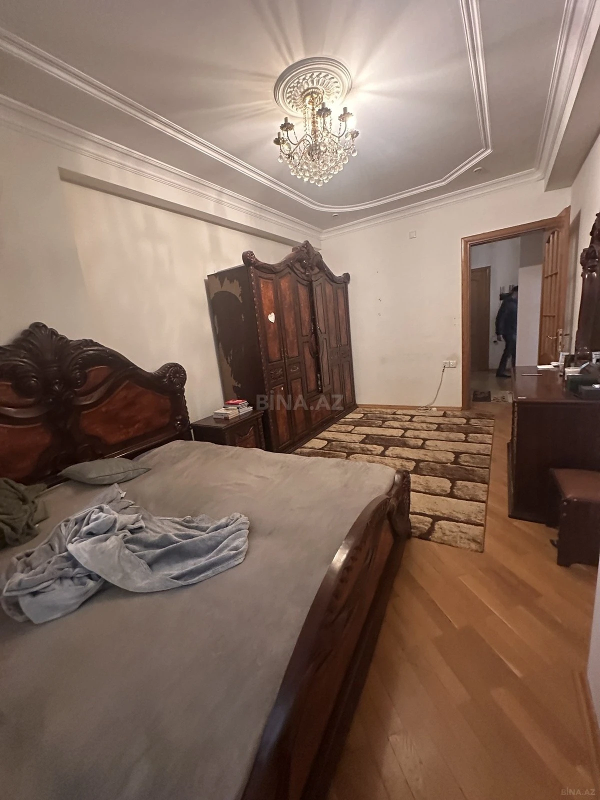 Satılır 2 otaqlı mənzil 95 m²