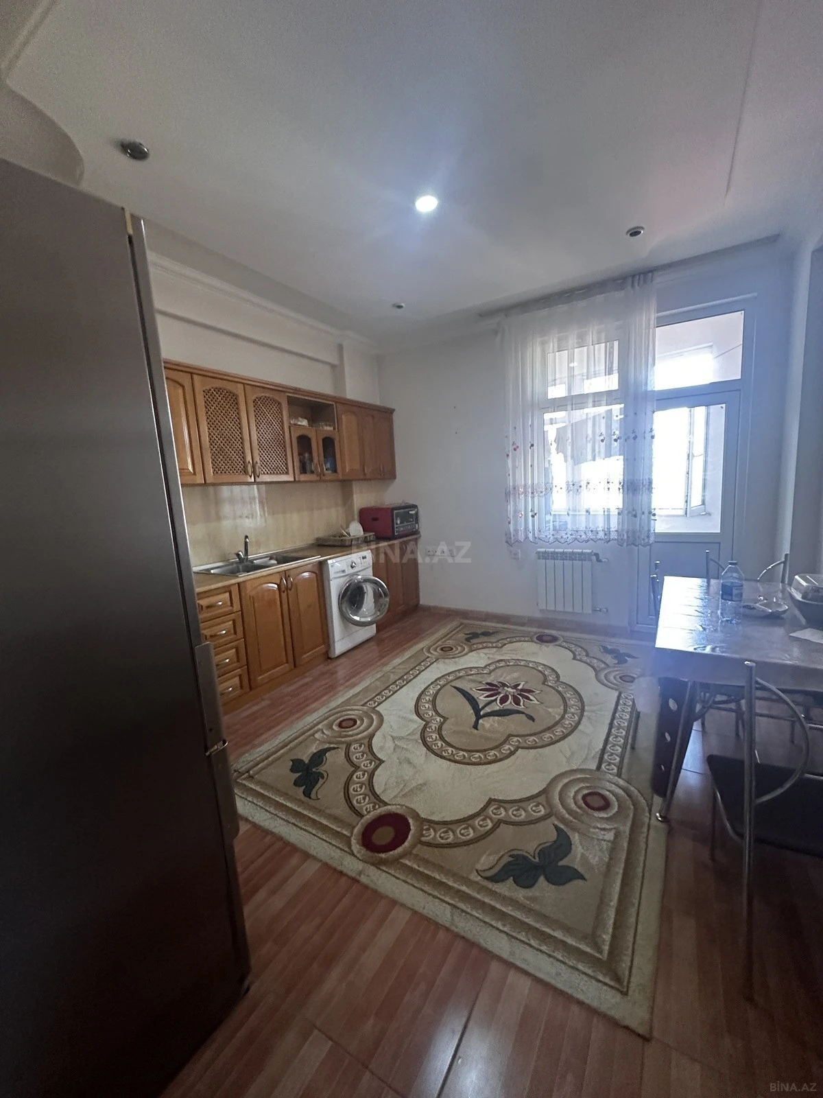 Satılır 2 otaqlı mənzil 95 m²