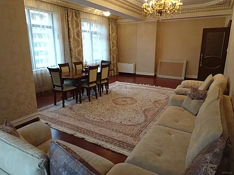 Kirayə verilir 3 otaqlı mənzil 140 m² — Bakı, Nizami 3 otaq 140.00 m²
