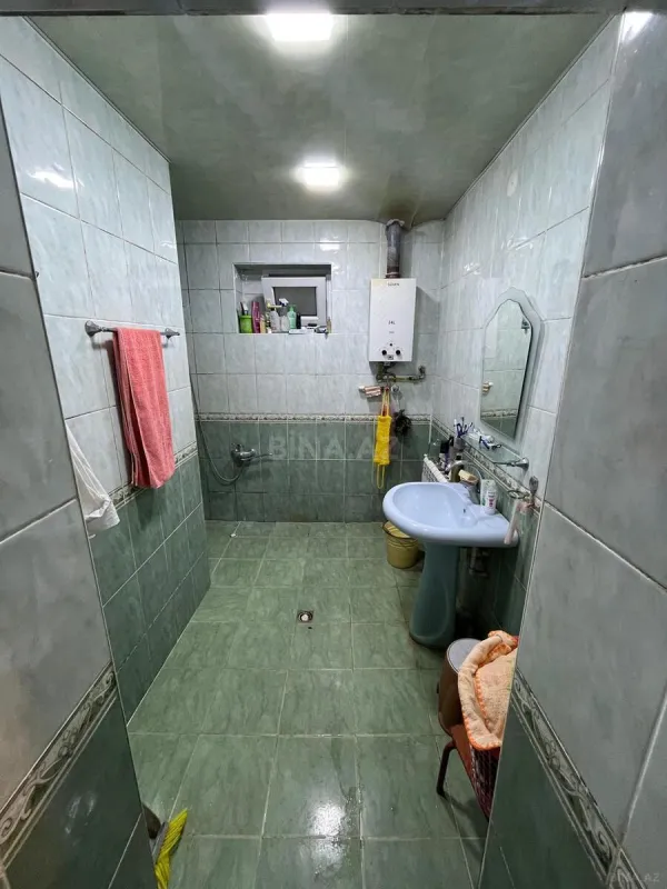 Satılır 6 otaqlı həyət evi 140 m²