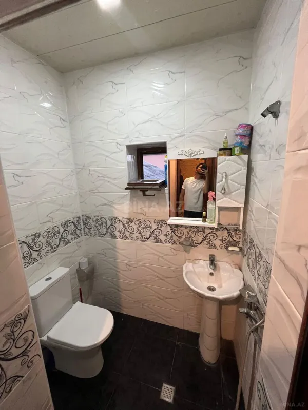 Satılır 6 otaqlı həyət evi 140 m²