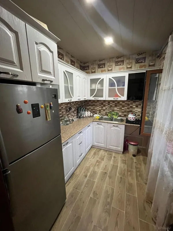 Satılır 6 otaqlı həyət evi 140 m²