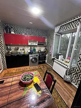 Satılır 6 otaqlı həyət evi 140 m²