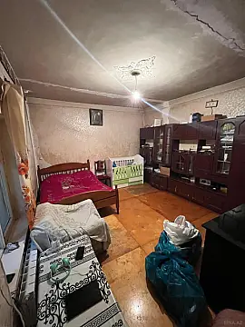 Satılır 6 otaqlı həyət evi 140 m²