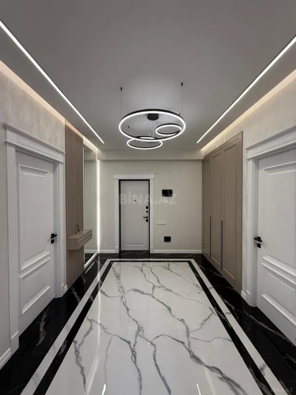 Satılır 3 otaqlı mənzil 120 m²