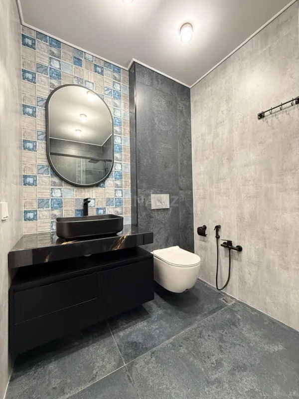 Satılır 3 otaqlı mənzil 120 m²