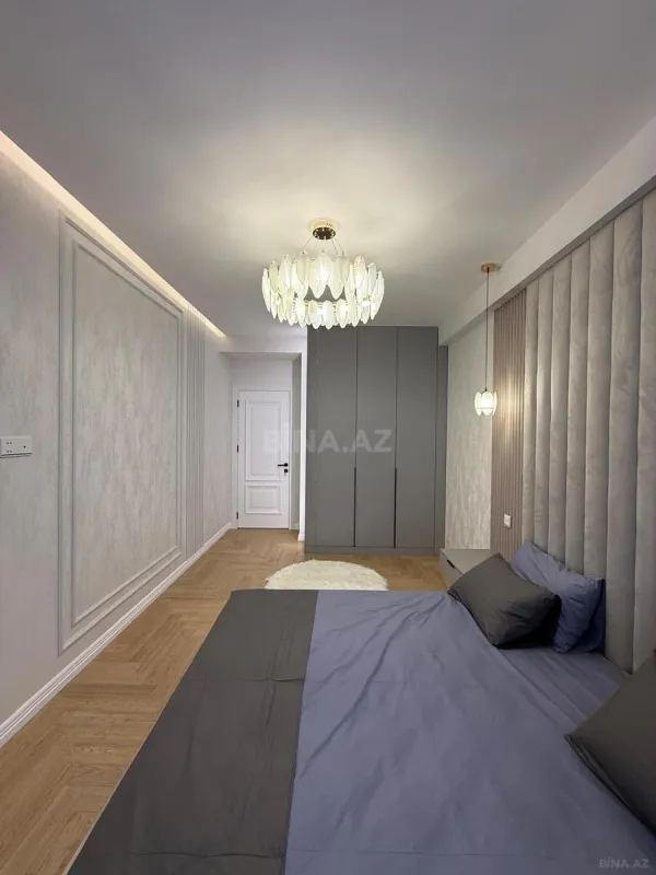 Satılır 3 otaqlı mənzil 120 m²