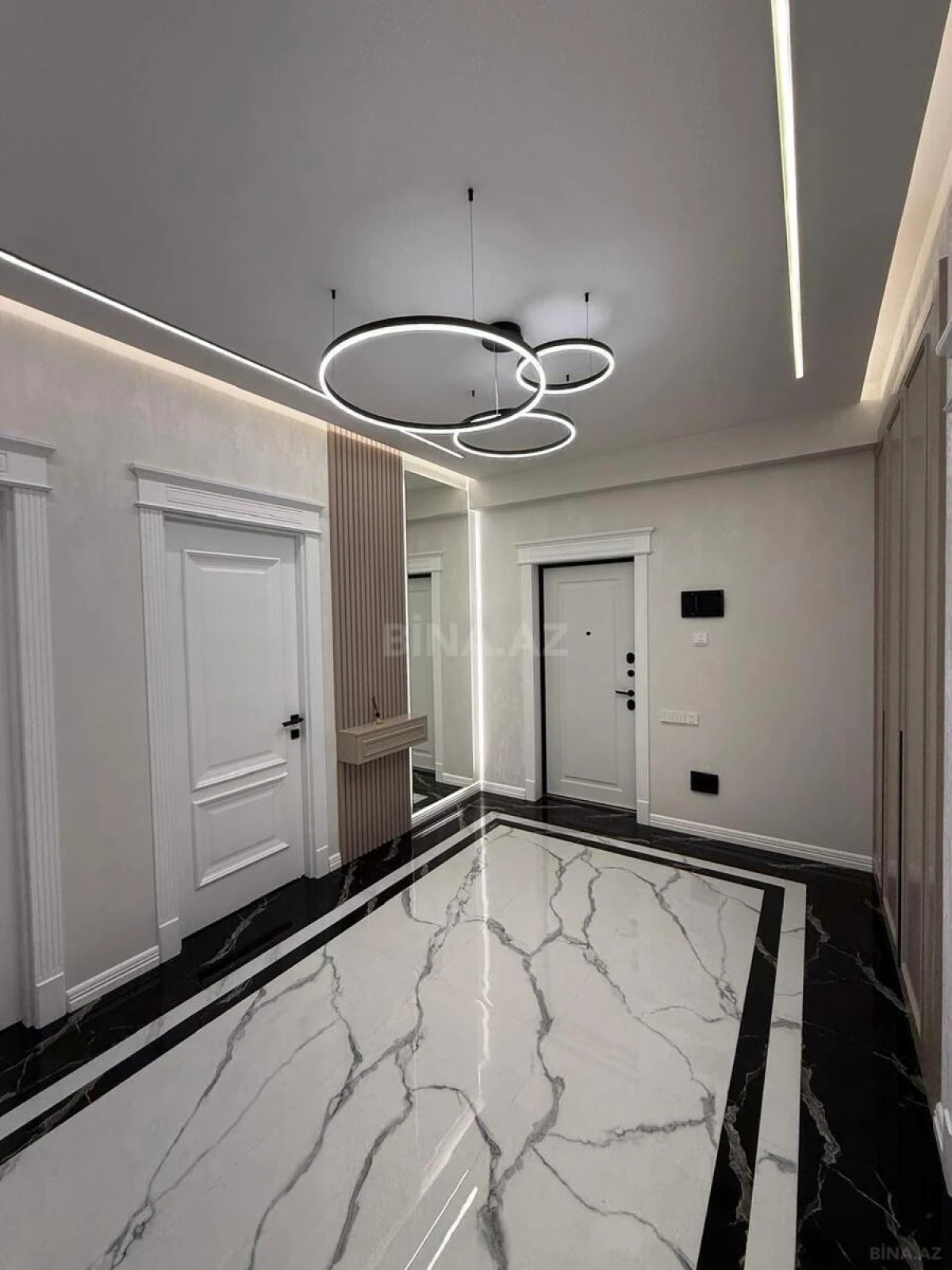 Satılır 3 otaqlı mənzil 120 m²