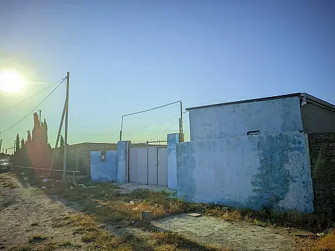 Satılır 2 otaqlı həyət evi 60 m²