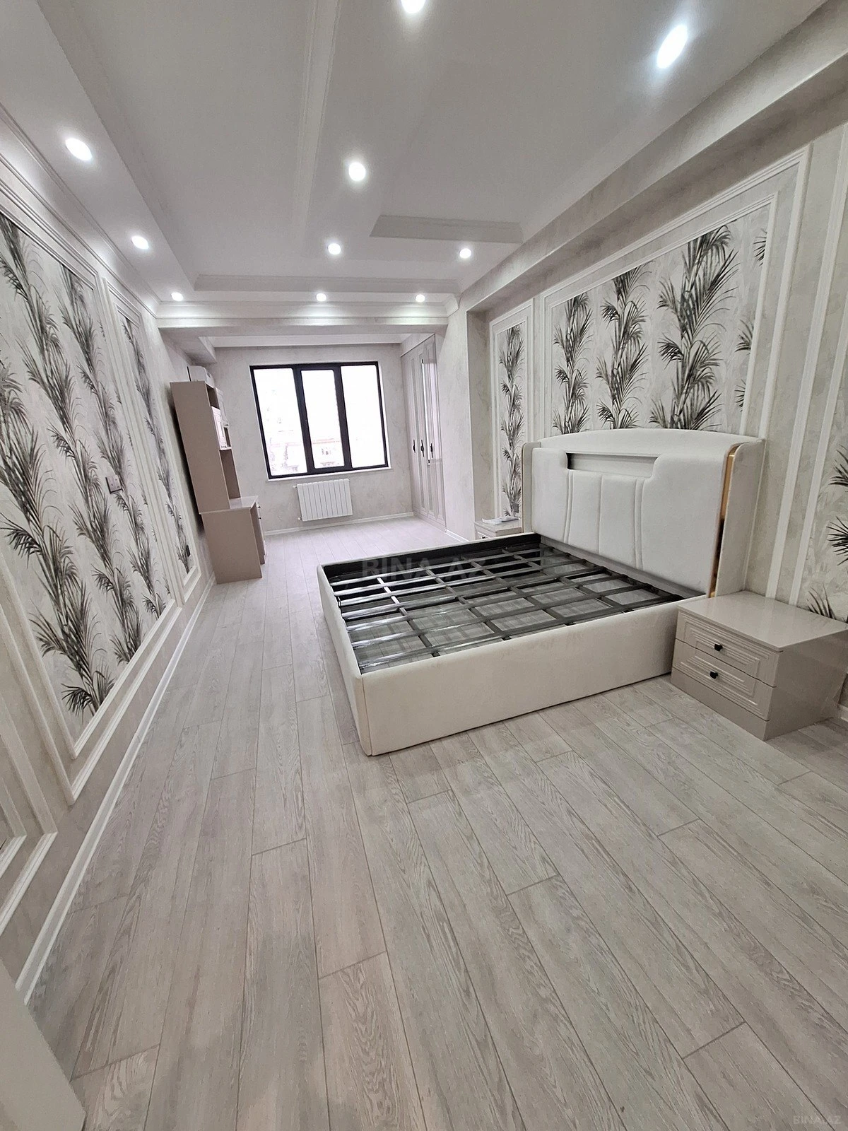 Kirayə verilir 3 otaqlı mənzil 140 m²