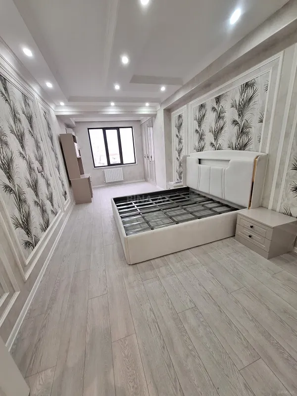 Kirayə verilir 3 otaqlı mənzil 140 m²