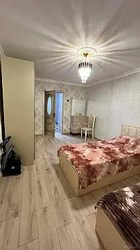 Kirayə verilir 3 otaqlı mənzil 100 m²