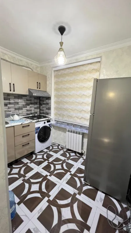 Kirayə verilir 3 otaqlı mənzil 100 m²