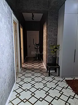 Satılır 4 otaqlı mənzil 107 m²