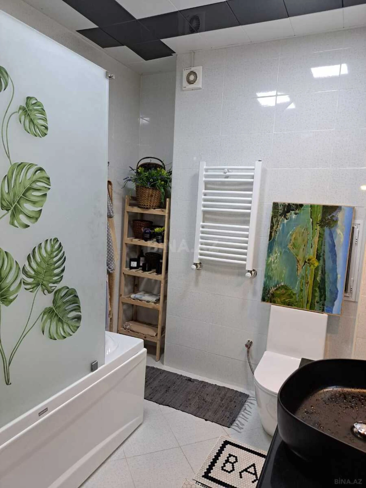 Satılır 4 otaqlı mənzil 107 m²