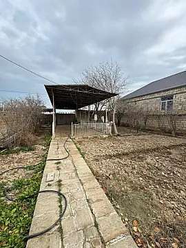 Satılır 4 otaqlı həyət evi 164 m²