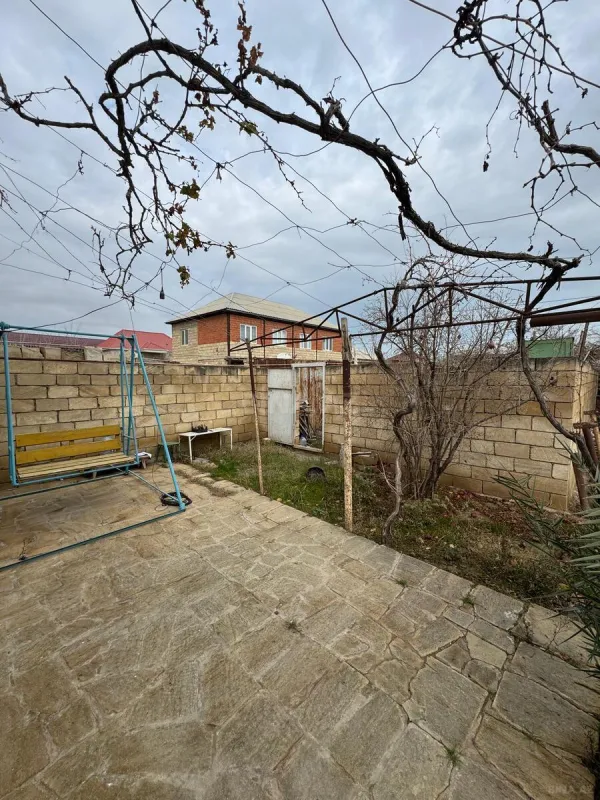 Satılır 4 otaqlı həyət evi 164 m²