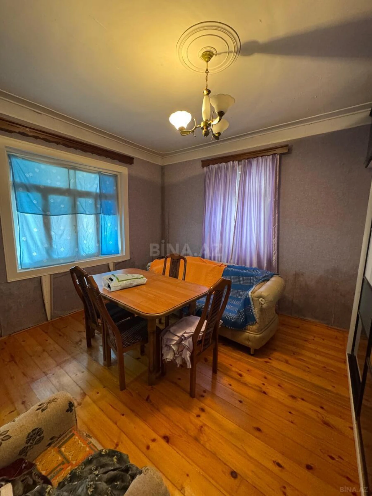 Satılır 4 otaqlı həyət evi 164 m²